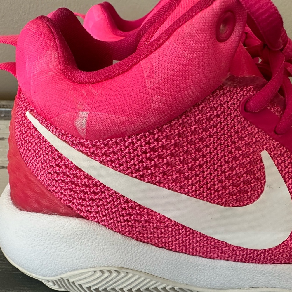 Nike Zoom Rev ‘Kay Yow” Breast Cancer Shoes - Size 10.5 Womens - Picture 5 of 10